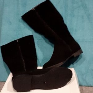 Women high boots below knee